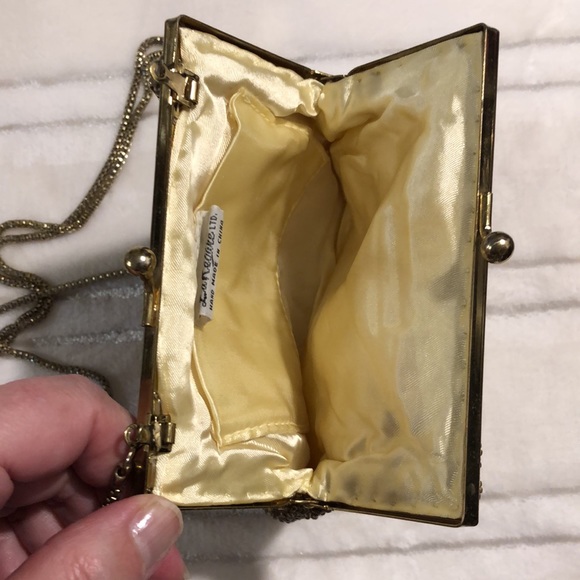 Gold glass beaded vintage purse. toggle clasp. “LaRegale LTD” made in China. - Picture 4 of 8